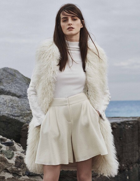 Georgia Taylor in Elle Slovenia November 2015